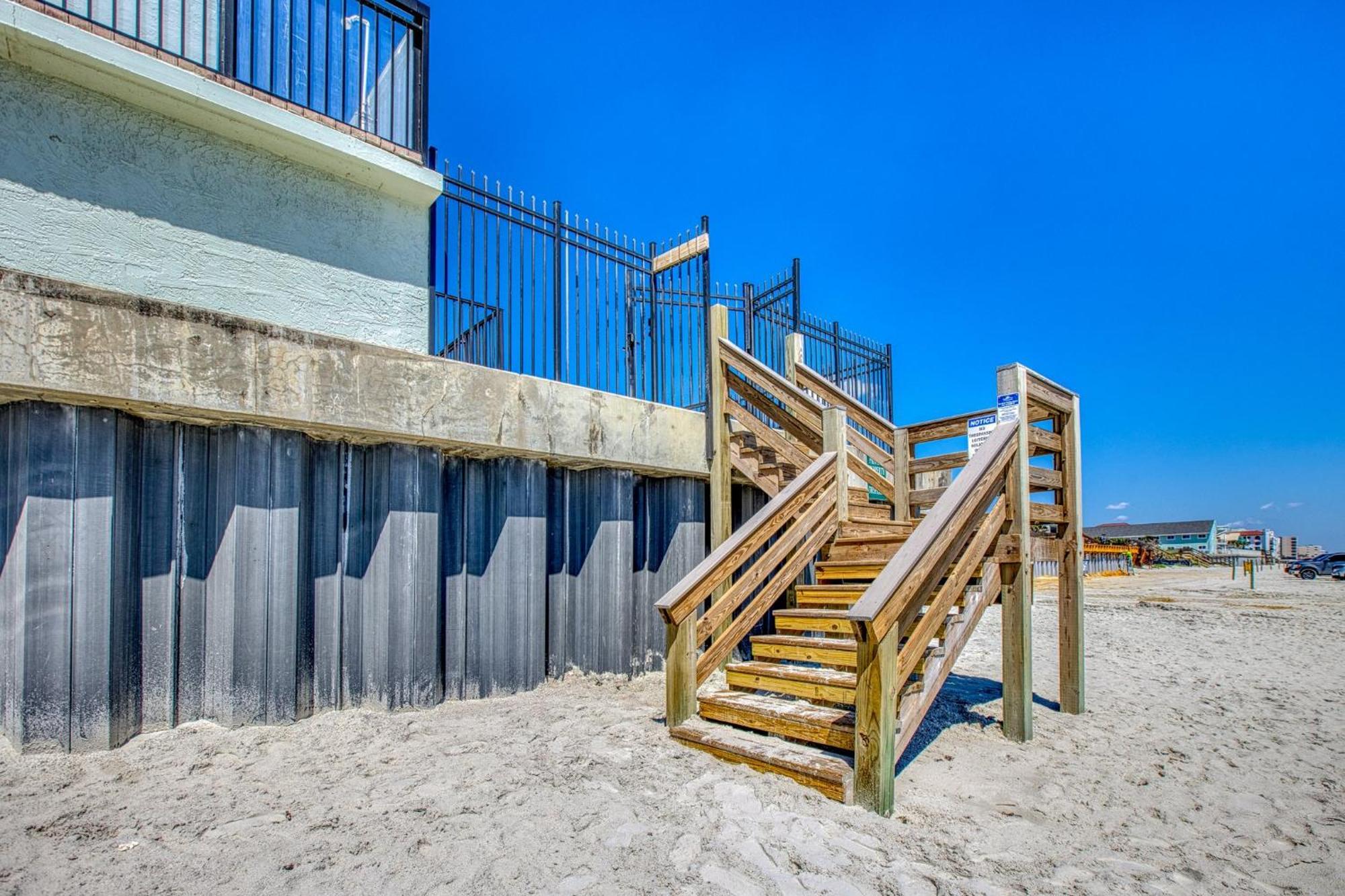 Ocean View With A Beachfront Pool At Ocean Trillium Condo ~ 602 New Smyrna Beach Dış mekan fotoğraf